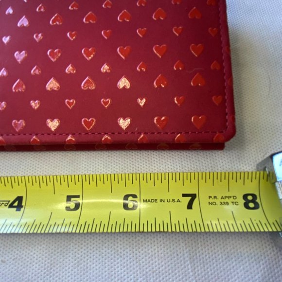 Inden Japanese Designer Handmade Lacquered Red Leather Heart Wallet - Picture 10 of 13